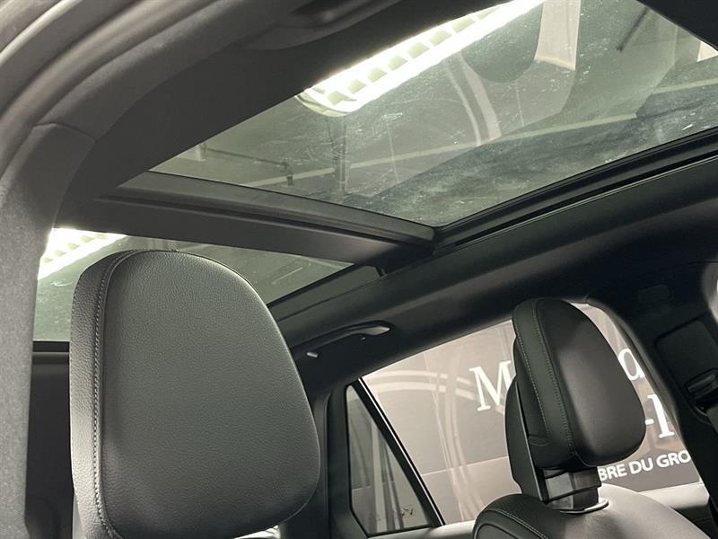 2023 Mercedes-Benz GLC - Image 30