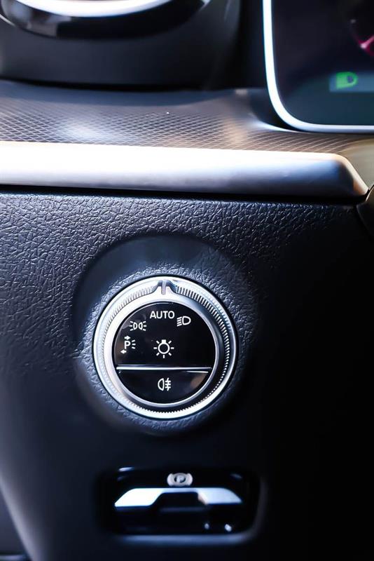 mercedes-benz C-Class 2024 - 25