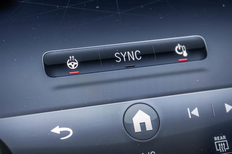 2024 Mercedes-Benz C-Class - Image 31