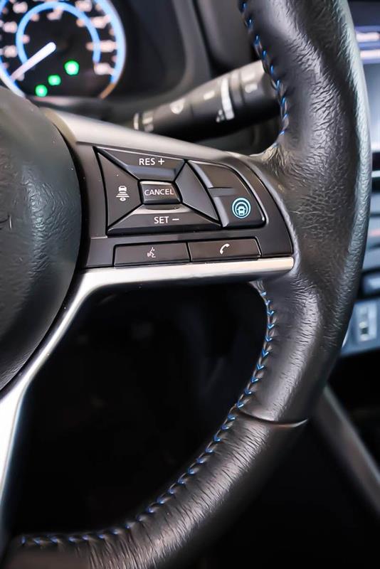 nissan LEAF 2023 - 17