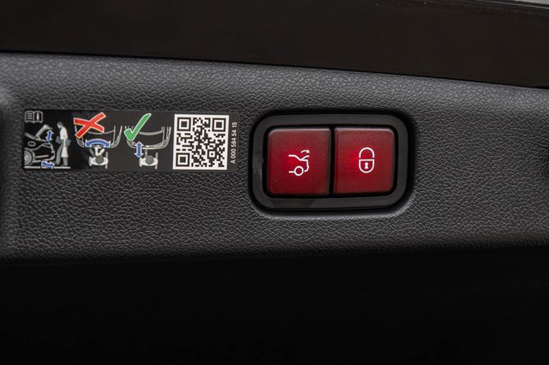 2025 Mercedes-Benz E-Class - Image 20