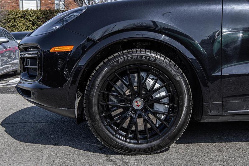 2019 Porsche Cayenne - Image 12