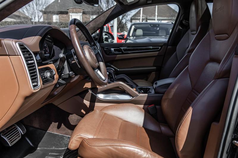 2019 Porsche Cayenne - Image 17