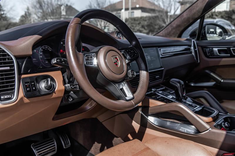2019 Porsche Cayenne - Image 18