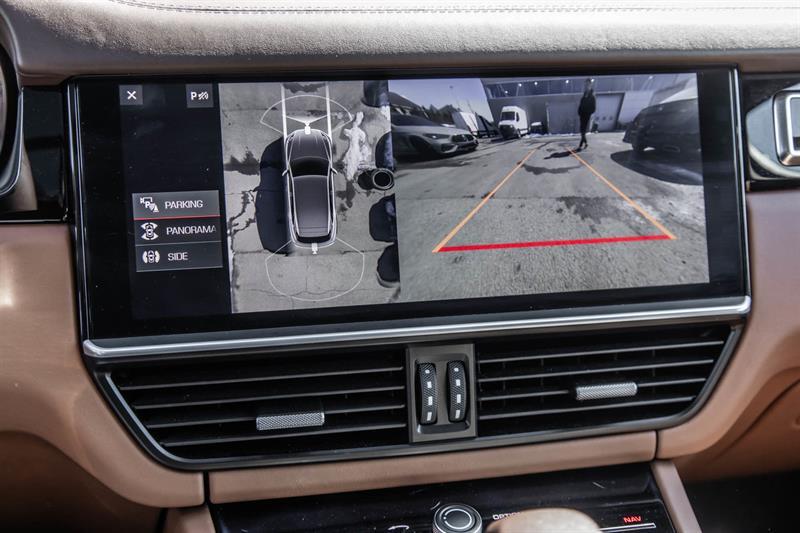 2019 Porsche Cayenne - Image 32