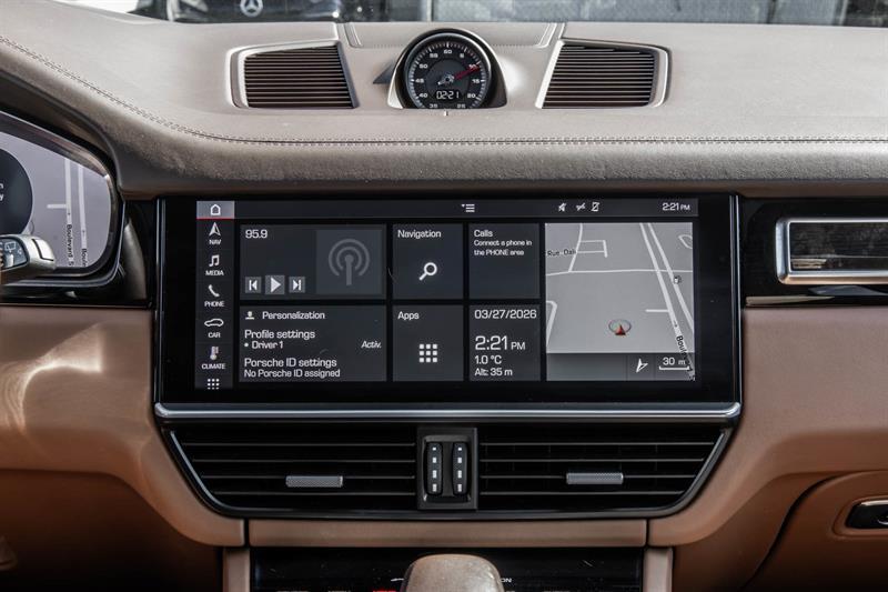 2019 Porsche Cayenne - Image 40