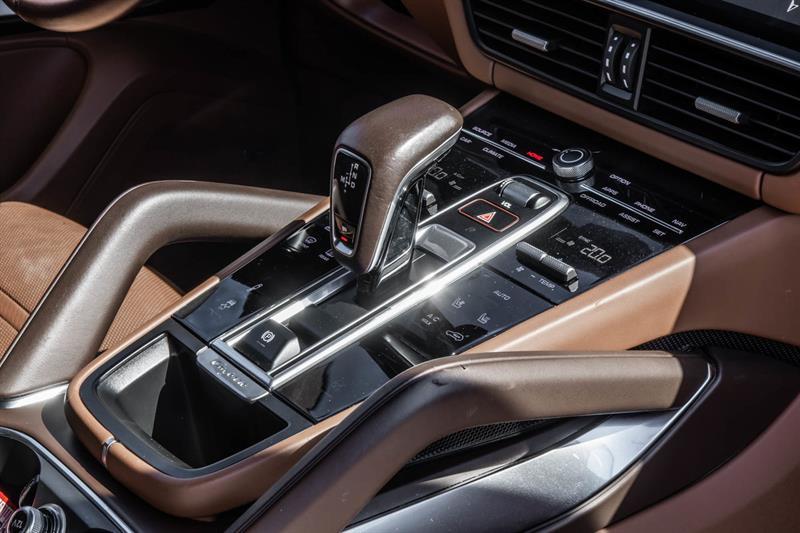 2019 Porsche Cayenne - Image 43