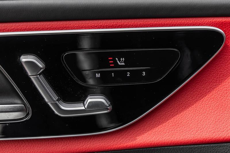 2024 Mercedes-Benz GLC - Image 13