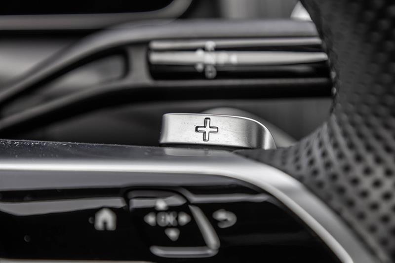 2024 Mercedes-Benz GLC - Image 20