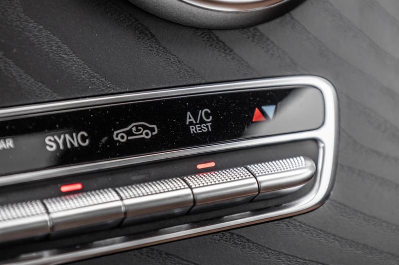 2023 Mercedes-Benz GLC - Image 33