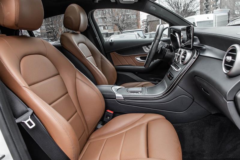 2023 Mercedes-Benz GLC - Image 42