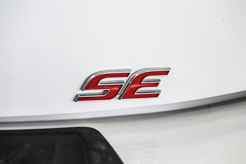 2023 Toyota Corolla - Image 12