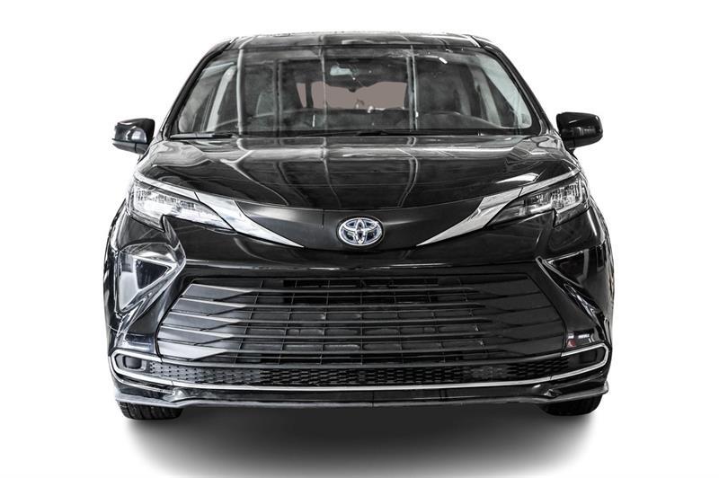 2023 Toyota Sienna - Image 2