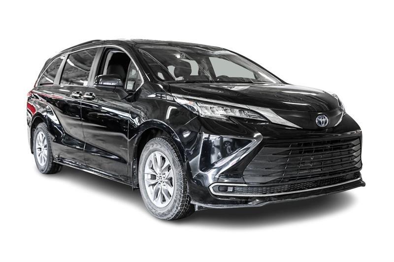 2023 Toyota Sienna - Image 3