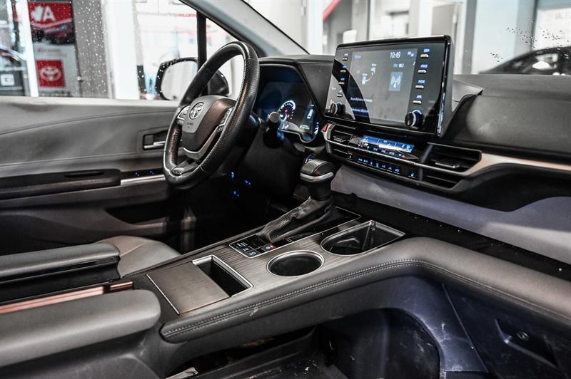 2023 Toyota Sienna - Image 35