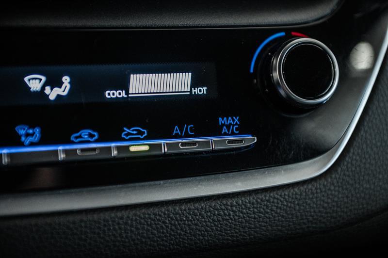 2021 Toyota Corolla - Image 28