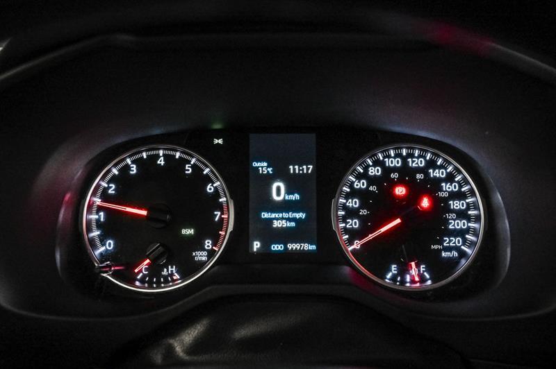 2022 Toyota RAV4 - Image 17