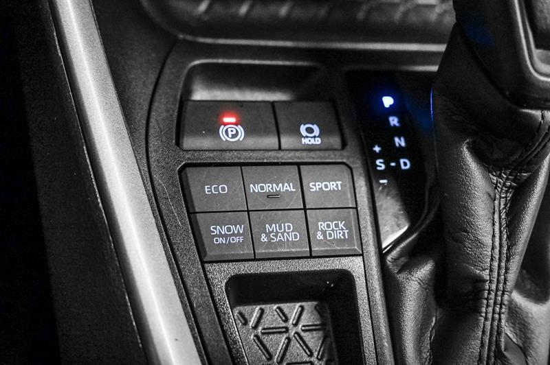 2022 Toyota RAV4 - Image 21