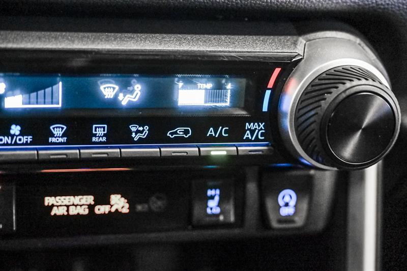 2022 Toyota RAV4 - Image 25