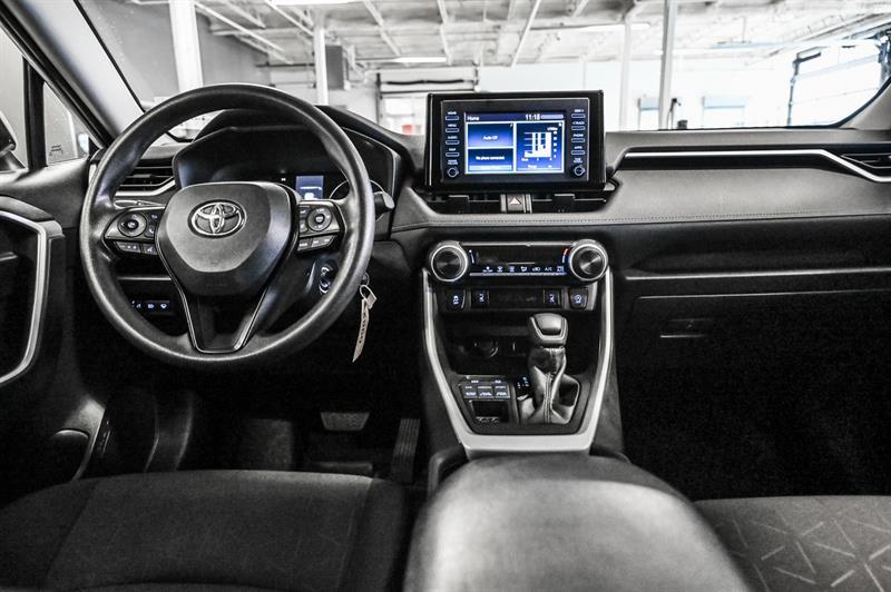 2022 Toyota RAV4 - Image 28