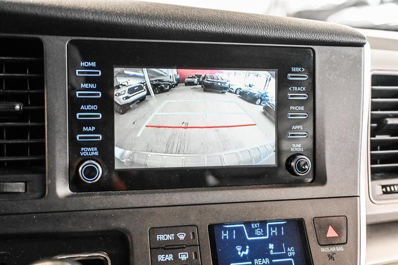 2019 Toyota Sienna - Image 25