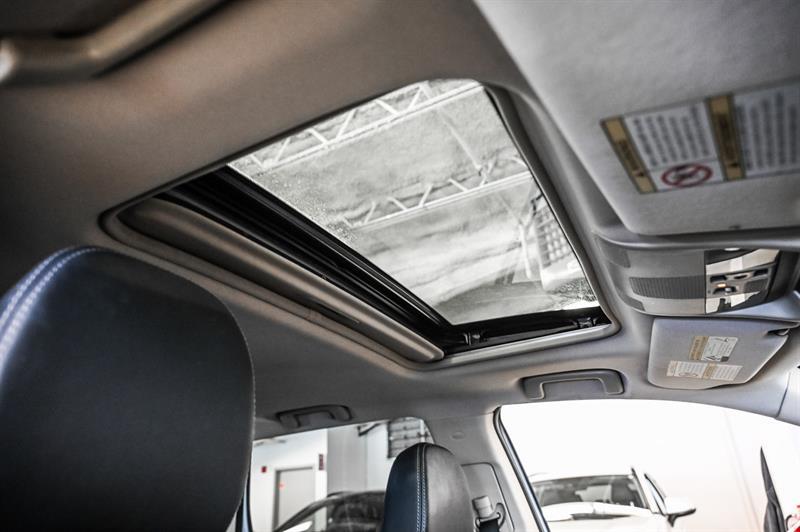 2020 Mitsubishi Outlander - Image 38