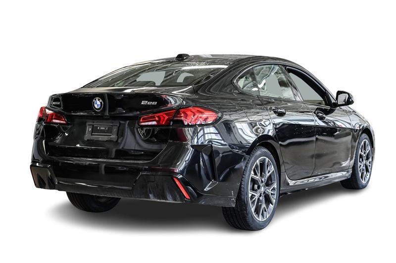 2025 Bmw 2 Series - Image 5