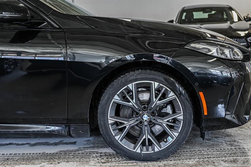 2025 Bmw 2 Series - Image 9