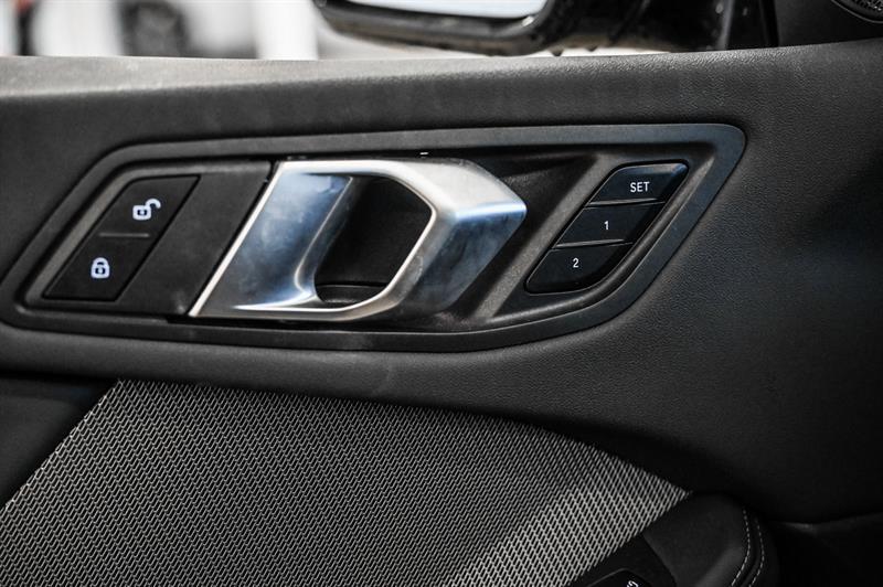 2025 Bmw 2 Series - Image 17