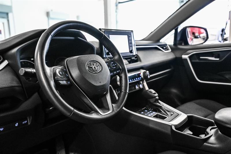 2021 Toyota RAV4 - Image 13