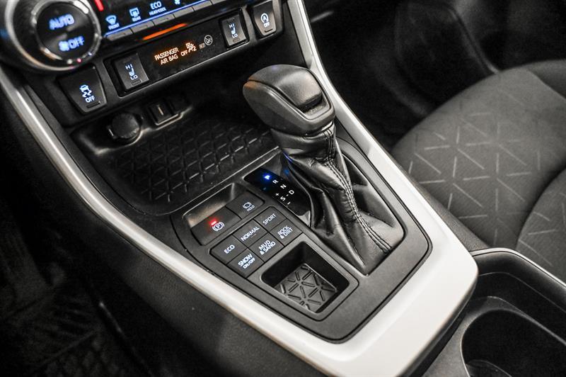 2021 Toyota RAV4 - Image 23