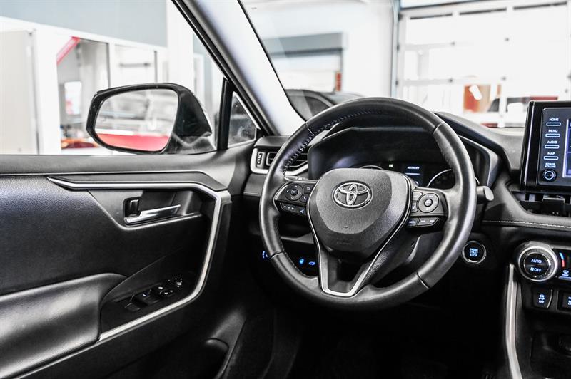 2021 Toyota RAV4 - Image 31