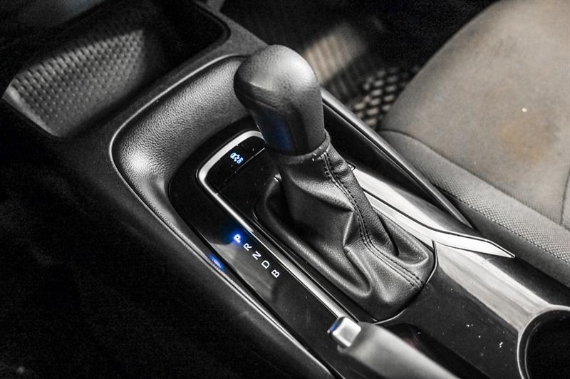 2020 Toyota Corolla - Image 20