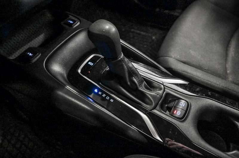 2021 Toyota Corolla - Image 16