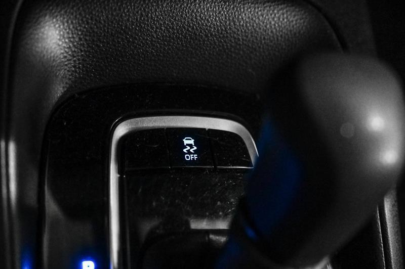 2021 Toyota Corolla - Image 18