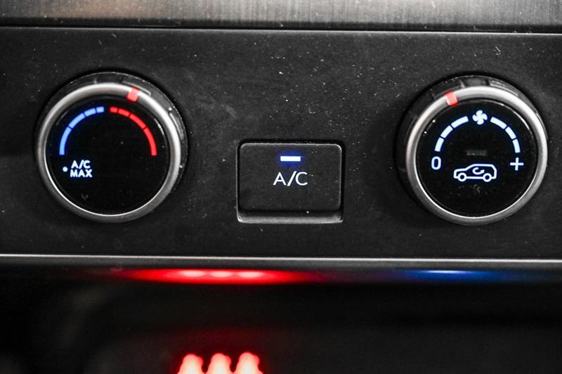 2025 Hyundai Kona - Image 28