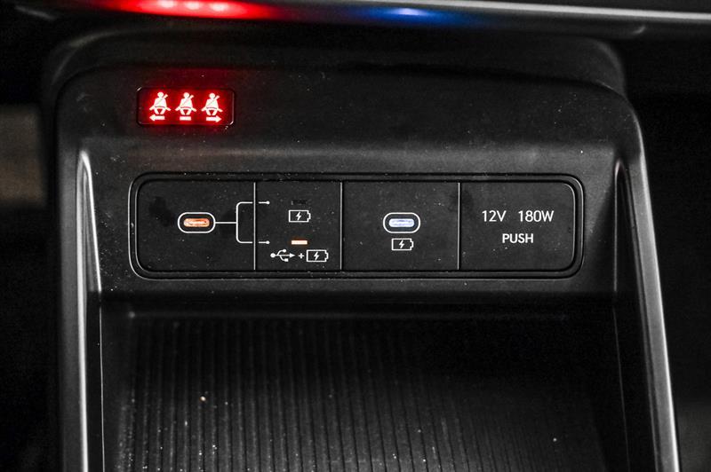 2025 Hyundai Kona - Image 31