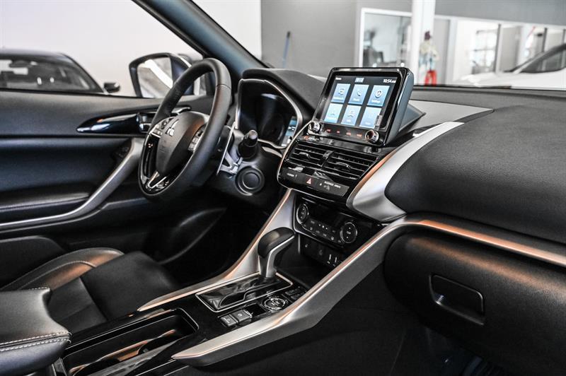 2025 Mitsubishi Eclipse - Image 40