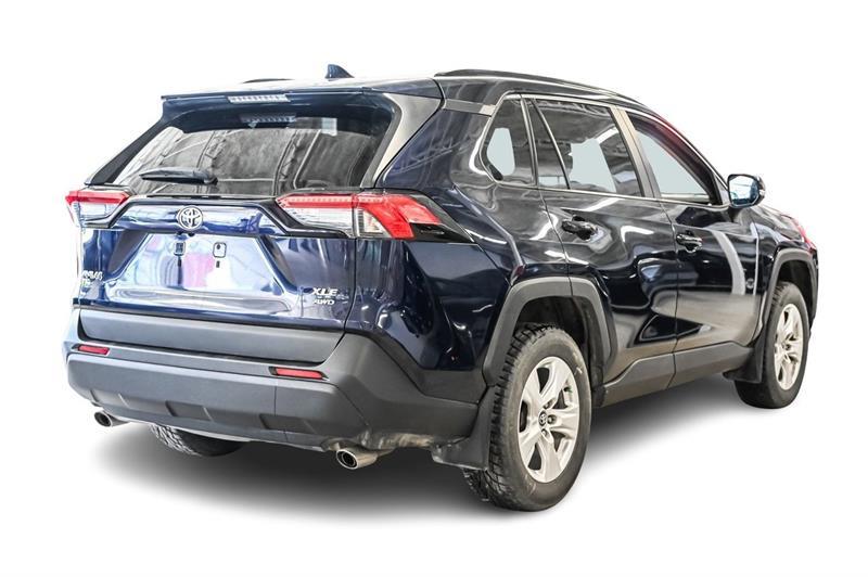 2020 Toyota RAV4 - Image 4