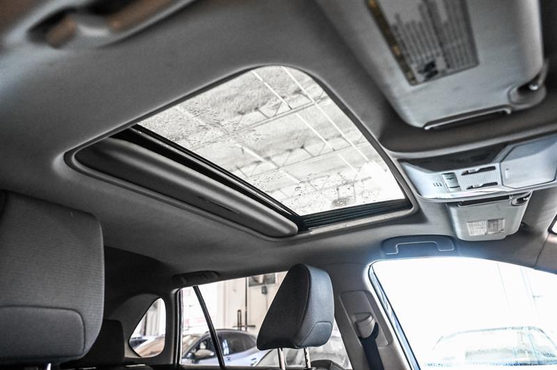 2020 Toyota RAV4 - Image 32