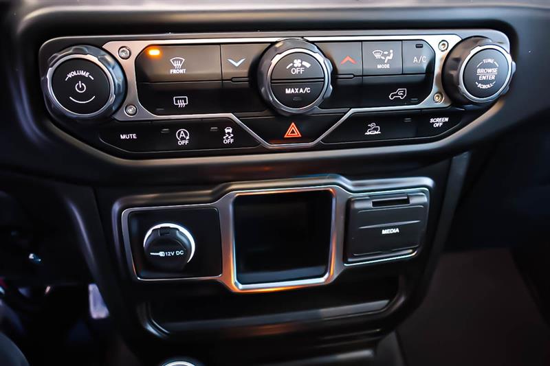 jeep Wrangler 2022 - 22