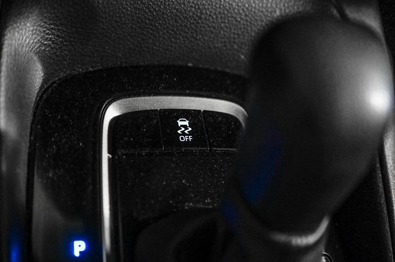 2024 Toyota Corolla - Image 20