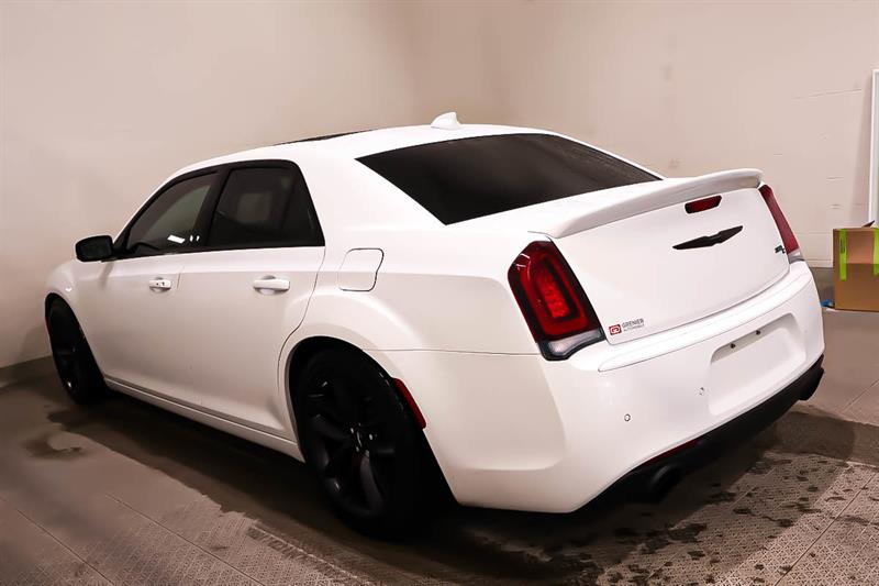 chrysler 300 2023 - 5