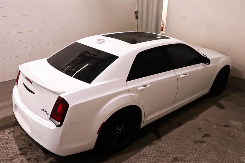 chrysler 300 2023 - 7