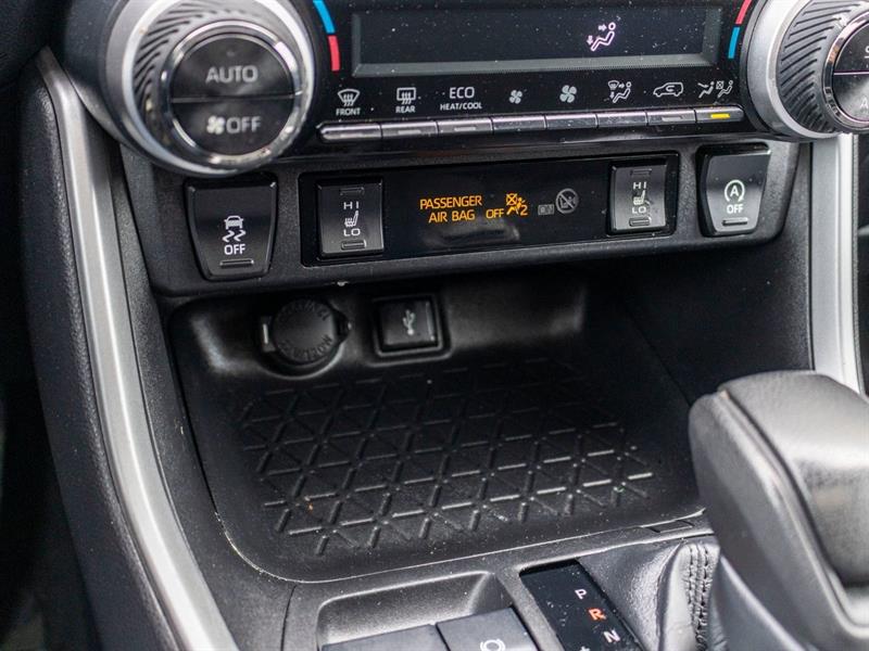toyota RAV4 2021 - 18