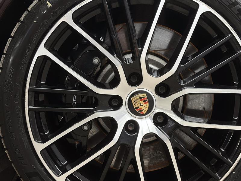 porsche Panamera 2023 - 12