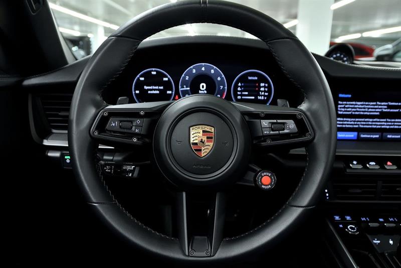 porsche 911 2025 - 18