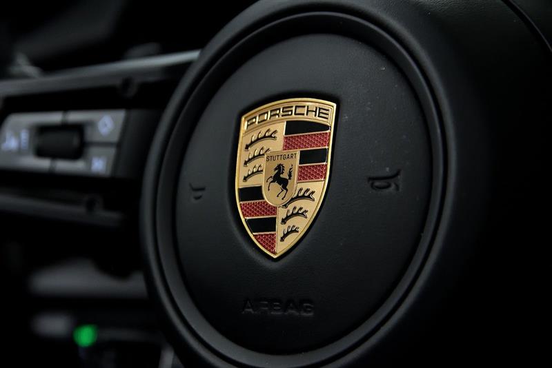 porsche 911 2025 - 19