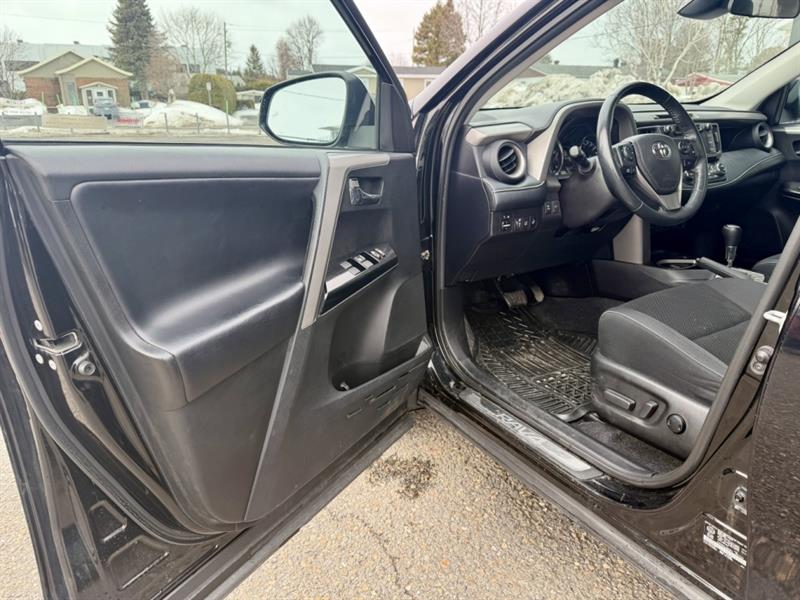 toyota RAV4 2018 - 8