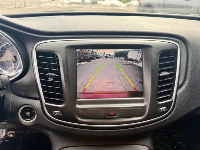 chrysler 200 2015 - 13